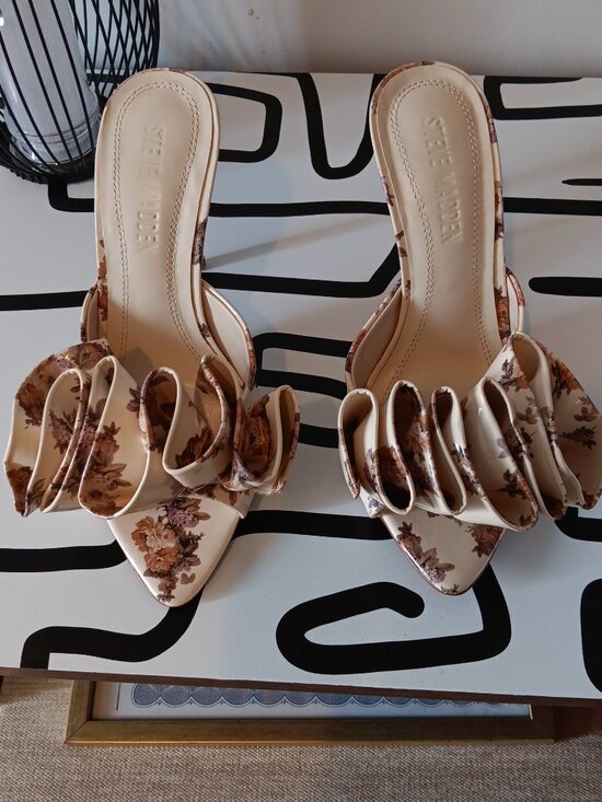 Steve Madden Shoes - Steve Madden shoes